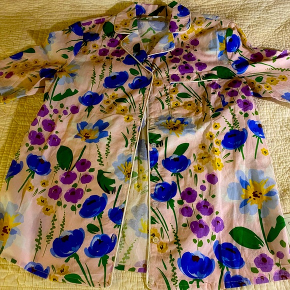 Love & Harmony button down shirt. Size M - Picture 1 of 5